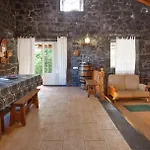 Ferienhaus Adega Poca Prainha (Sao Roque do Pico)